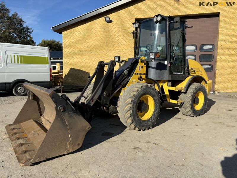 New Holland W60TC wheel loader 1