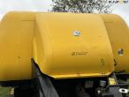 New Holland BB 9060 baler 18