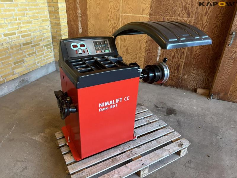 Nimalift 291 balancing machine. 1