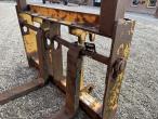 Pallet forks with Cat change 13