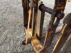 Pallet forks with Cat change 25