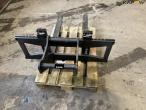 Pallet forks with Hydrema switch 4