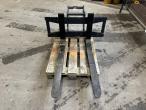 Pallet forks with Hydrema switch 8