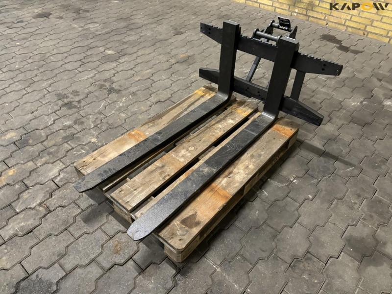 Pallet forks with S30 switch 1