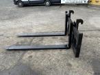 Pallet forks with Volvo quick change 8