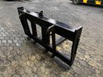 Pallet forks with Volvo quick change 5