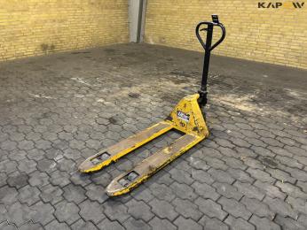 Pallet lifter