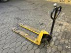 Pallet lifter 7