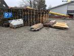 Pallets and frames 4