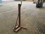 Bag lifter for pallet forks 4