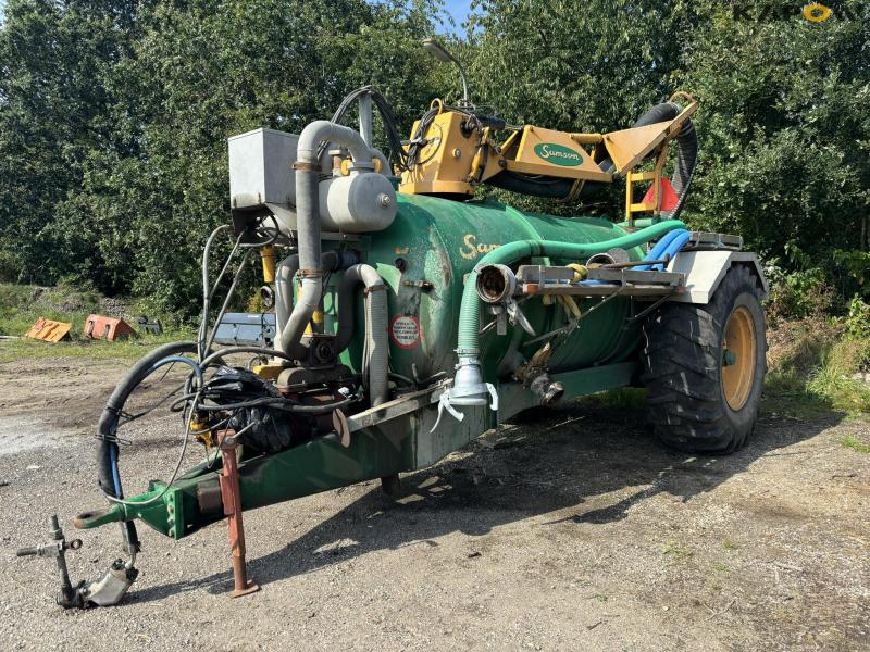 Samson 6000 mud cleaner with crane 1