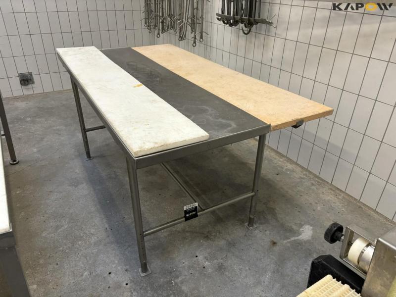 Cutting table 1