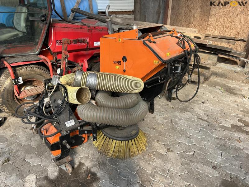 Stensballe sweeping/suction system 1