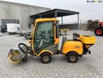 Stiga Titan 32H with brush and salt spreader 8