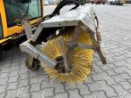 Stiga Titan 32H with brush and salt spreader 13