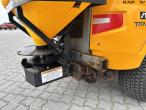 Stiga Titan 32H with brush and salt spreader 30