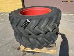 Twin wheels Goodyear 16.9-R38 2