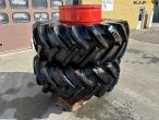 Twin wheels Goodyear 650/75-R32 3