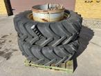 Twin wheels Michelin 16.9-R38 2