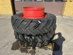 Twin wheels Michelin 18.4-R38 2