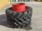 Twin wheels Michelin 18.4-R38 4