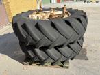 Twin wheels Michelin 20.8-38 4