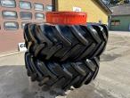 Twin wheels Michelin 710/75-R42 3