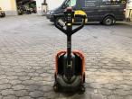 Tyro electric pallet lifter 6