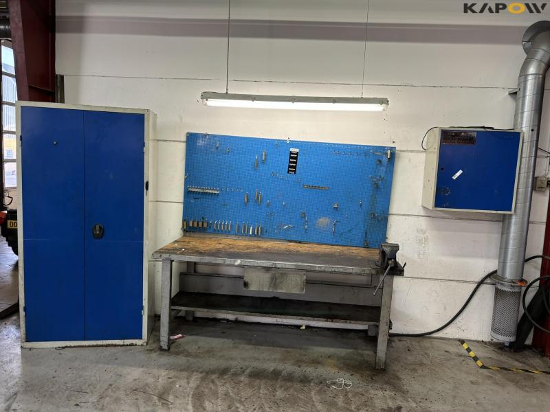 Workshop table, blackboard and 2 cupboards 1