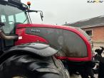 Valtra T161 tractor 16