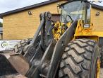 Volvo BM L150 rubber goat 14