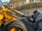 Volvo L25F skid steer loader 14