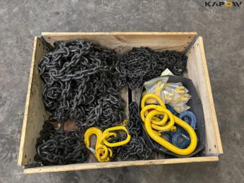 Various drag chains