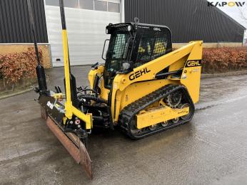 Gehl RT165 skid steer with Chrois grades