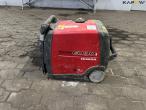 Honda EU30i generator 8