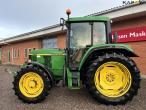 John Deere 6310 8