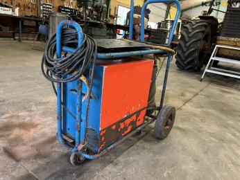 Loki Mig 160 welder with bottle