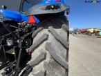 New Holland T8.435 Power Command traktor med GPS 31