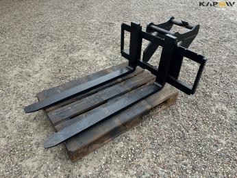 Pallet forks with Hydrema switch