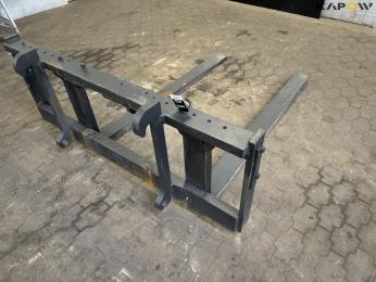 Pallet forks with Volvo switch