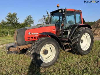 Valtra 8150 tractor