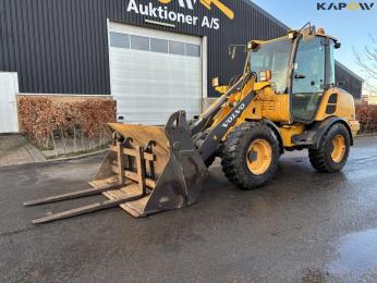 Volvo L25F skid steer loader