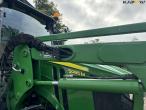 John Deere 5085M med JD frontlæsser 66